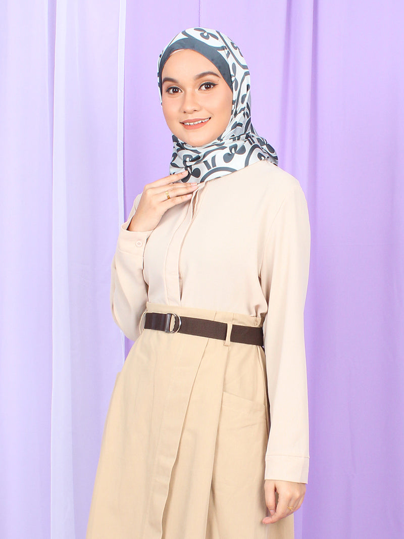 ROUND NECK PLAIN BLOUSE BT992