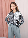 BLACK WHITE PATTERN BLOUSE CT128